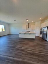 5637 Waterstone St in Sacramento, CA - Building Photo - Building Photo