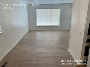 29131 Rosewood St in Inkster, MI - Building Photo - Building Photo