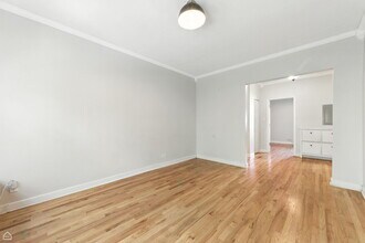 1520 W Belle Plaine Ave in Chicago, IL - Building Photo - Building Photo