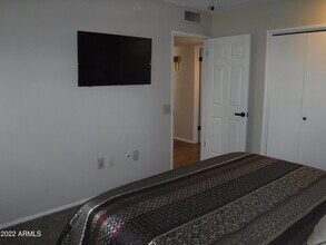 11029 W Caron Dr in Sun City, AZ - Building Photo - Building Photo