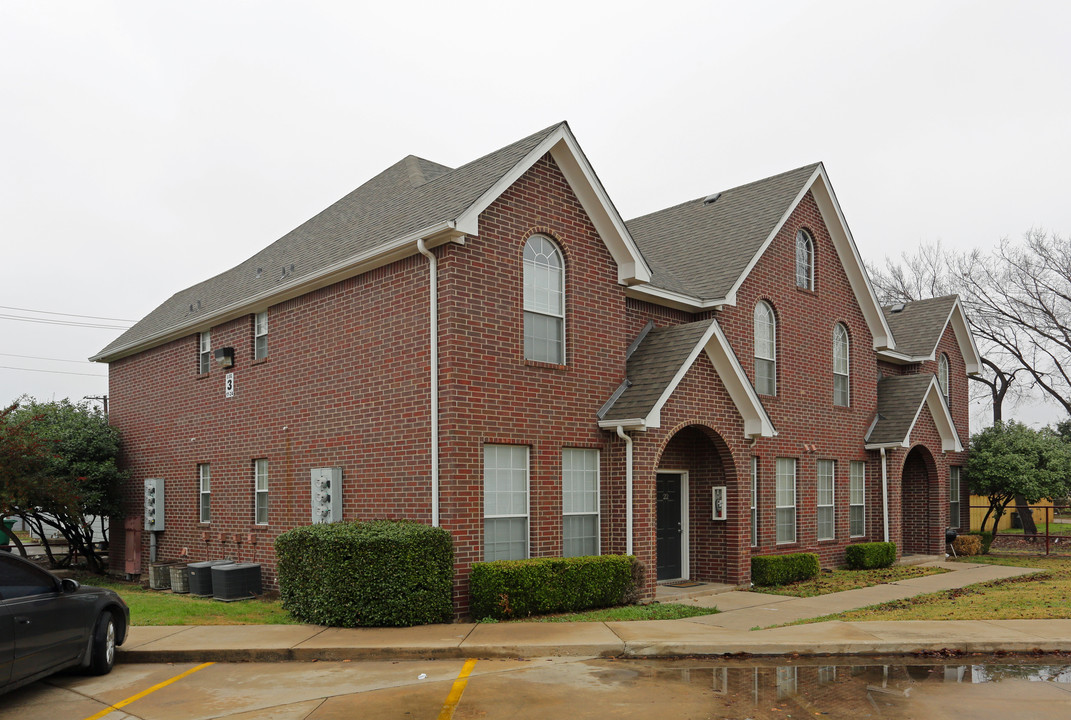 Bellmere Apartments in Denton, TX - Foto de edificio