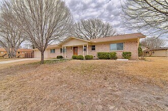 7233 Overhill Rd in Fort Worth, TX - Building Photo - Building Photo