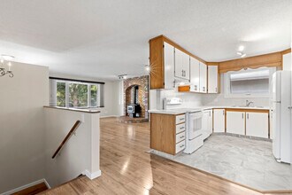3316 2 St NW in Calgary, AB - Building Photo - Building Photo