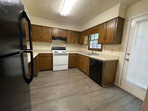 254 Highland Park Dr in Athens, GA - Building Photo - Building Photo