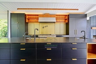 18 Anchorage Ct in San Rafael, CA - Building Photo - Building Photo