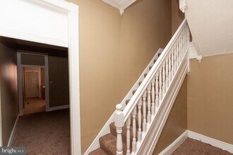 2400 W Baltimore St in Baltimore, MD - Building Photo - Building Photo