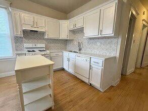 4034 N Monticello Ave, Unit 1 in Chicago, IL - Building Photo - Building Photo