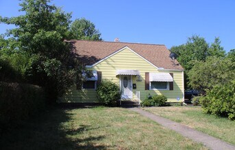 25740 Richards Ave in Euclid, OH - Building Photo - Building Photo