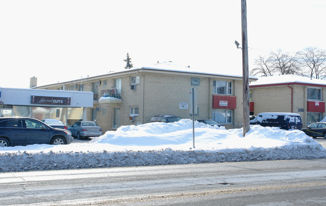 137 W Grand Ave in Melrose Park, IL - Building Photo - Building Photo