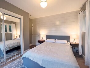 3467 W 71st St in Los Angeles, CA - Foto de edificio - Building Photo