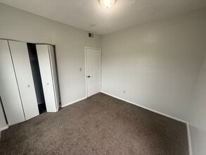 3647 The Paseo in Kansas City, MO - Foto de edificio - Building Photo