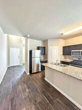 215 Cibolo Creek Dr in Kyle, TX - Building Photo - Building Photo