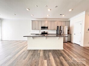 6814 Harris Bay Rd in Charlotte, NC - Building Photo - Building Photo