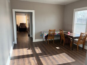 10226 S Vernon Ave in Chicago, IL - Building Photo - Building Photo