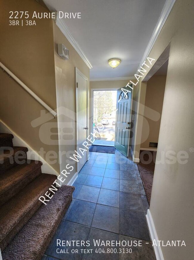 2275 Aurie Dr in Decatur, GA - Building Photo - Building Photo
