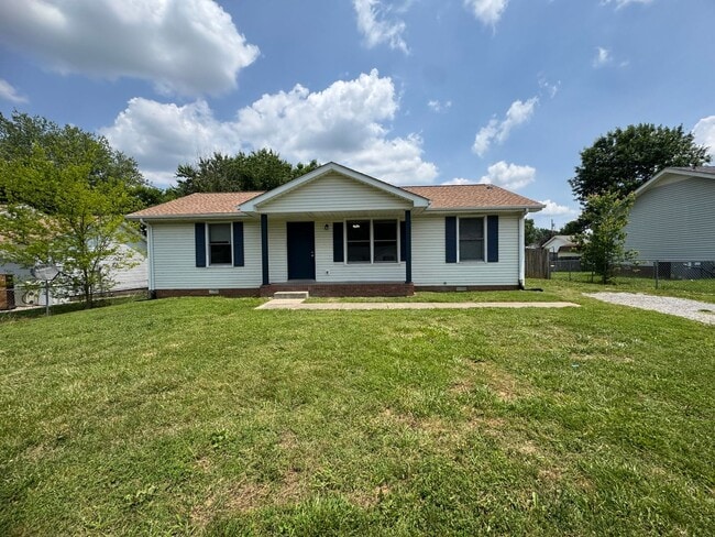 579 Joshua Dr in Clarksville, TN - Building Photo - Building Photo