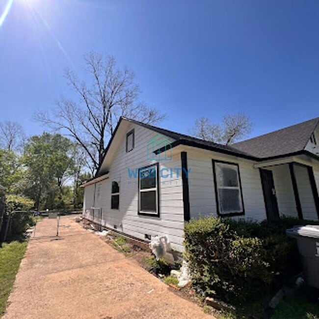 2620 Exline St in Dallas, TX - Building Photo - Building Photo