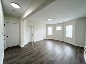 539 Washington St in Quincy, MA - Building Photo - Building Photo