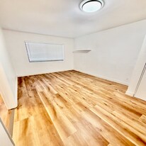 3635 Nassau Dr in San Diego, CA - Building Photo