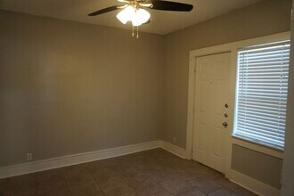 2324 20th St in Lubbock, TX - Building Photo - Building Photo