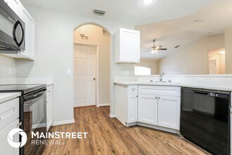 4486 Flint Dr, Unit 2102 in North Port, FL - Building Photo - Building Photo