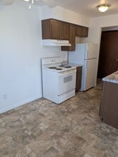 2315 E Peter St in Appleton, WI - Foto de edificio - Building Photo