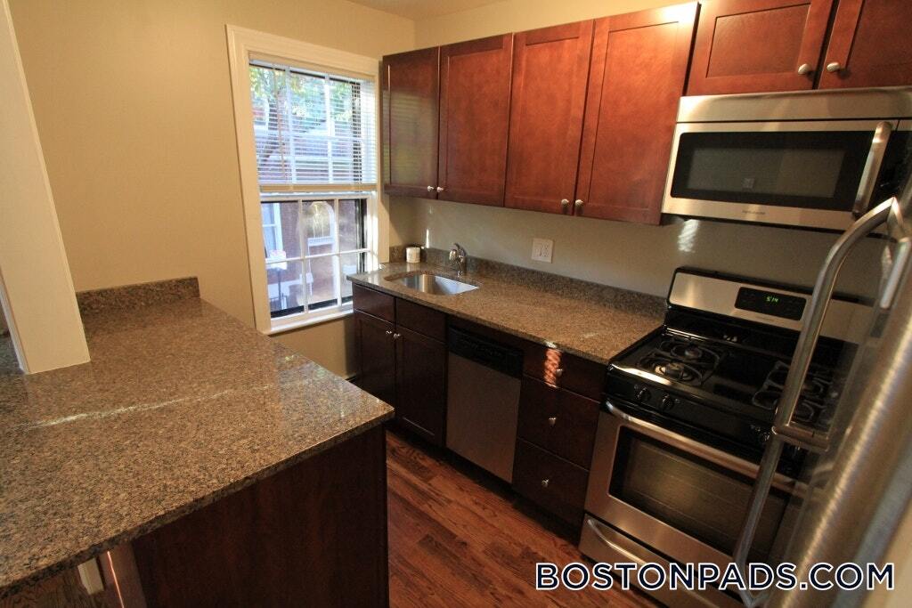 26 Fayette St, Unit 2 in Boston, MA - Building Photo