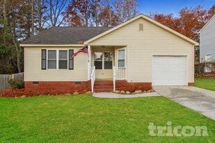 305 Trowbridge Rd in Columbia, SC - Building Photo