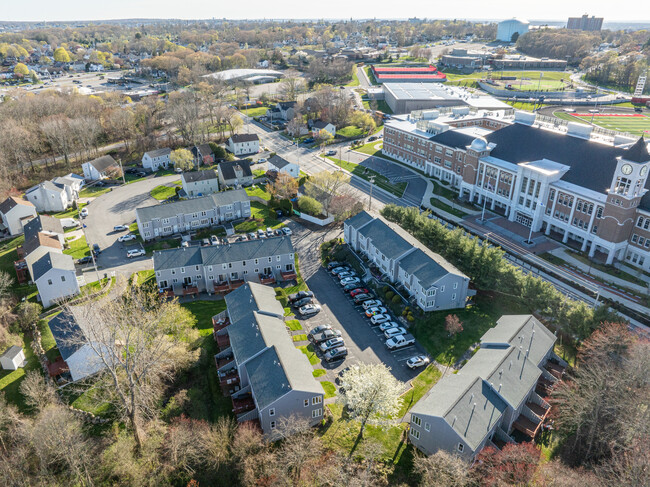 Highland Brook in Fall River, MA - Building Photo - Building Photo