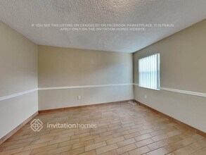 414 Lakeside Cir in Sunrise, FL - Building Photo - Building Photo