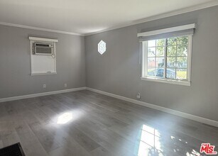 5510 Beck Ave in Los Angeles, CA - Building Photo - Building Photo
