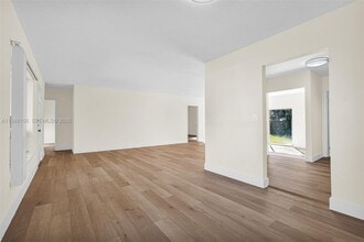 130 NW 48th St in Miami, FL - Building Photo - Building Photo