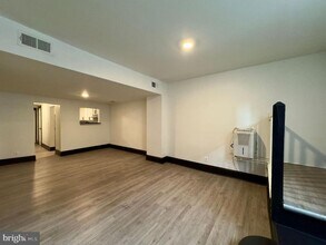 1210 N Calvert St in Baltimore, MD - Building Photo - Building Photo