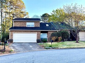 4148 Fawn Ct NE in Marietta, GA - Building Photo