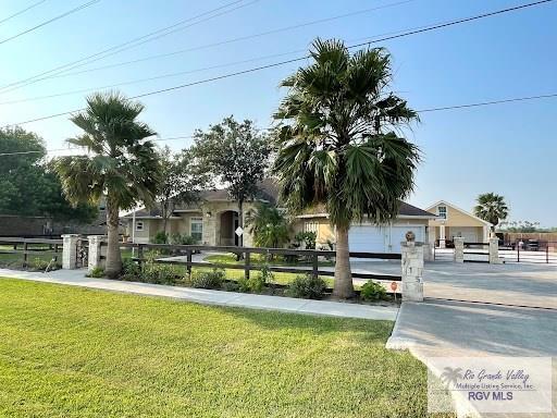 215 Henderson Rd in Los Fresnos, TX - Building Photo - Building Photo