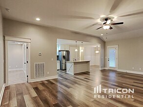 215 Tucker Trice Blvd in Lebanon, TN - Building Photo - Building Photo
