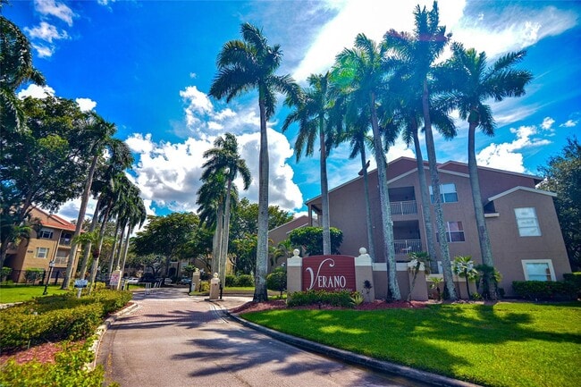 1705 Palm Cove Blvd, Unit verano