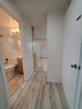 54 Ferris Ave, Unit 2 in Norwalk, CT - Foto de edificio - Building Photo