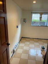 5632 11th Ave NE in Seattle, WA - Building Photo - Building Photo