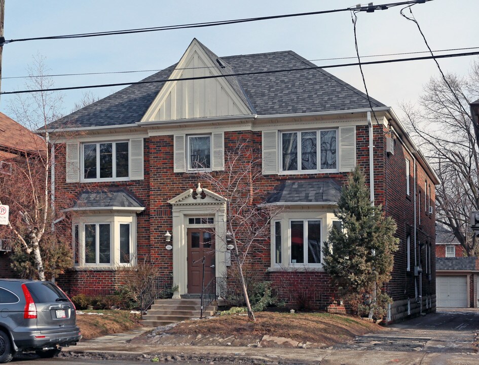 1751-1753 Bayview Ave in Toronto, ON - Building Photo