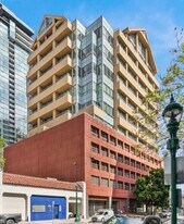 350 W Ash St in San Diego, CA - Building Photo