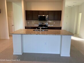 972 Toluca St SE in Palm Bay, FL - Building Photo - Building Photo