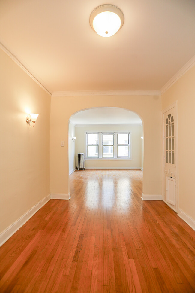 1624 W Lunt Ave, Unit #1A