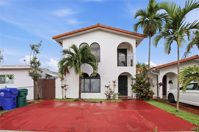 property at 3210 SW 26th St