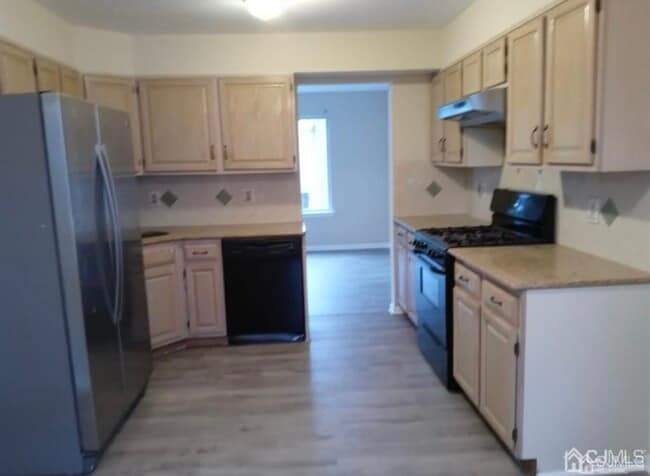 1207 Jesse Way in Piscataway, NJ - Building Photo - Building Photo