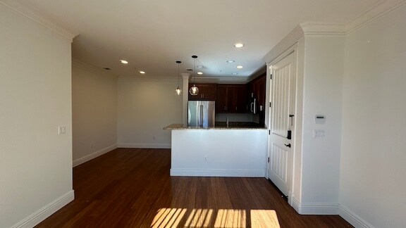 3408 Fostoria Way, Unit 421 in Danville, CA - Foto de edificio - Building Photo