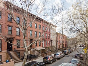 150 Nelson St in Brooklyn, NY - Building Photo - Building Photo