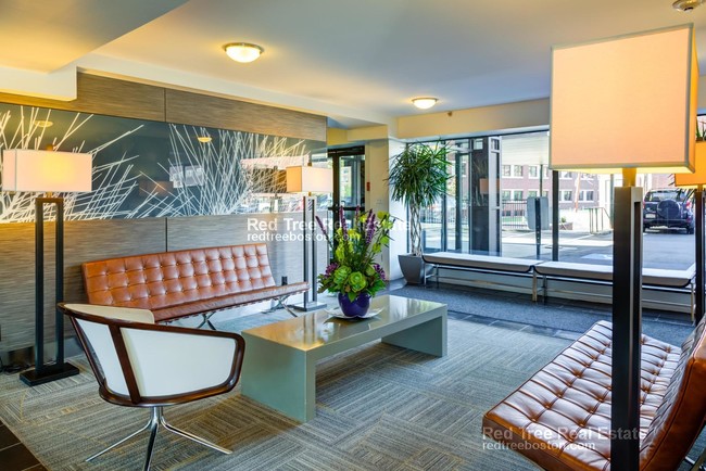 100 Memorial Dr-Unit -2-2C in Cambridge, MA - Building Photo - Building Photo
