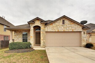 1036 Estival Dr in Kyle, TX - Building Photo