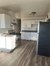2305 Exeter Dr-Unit -Unit 3/C in Las Vegas, NV - Building Photo - Building Photo